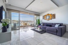 Large & Modern 3BR Seafront Apartment with Large Balcony - Close to Saint Julian's, Sliema, & Manoel Island